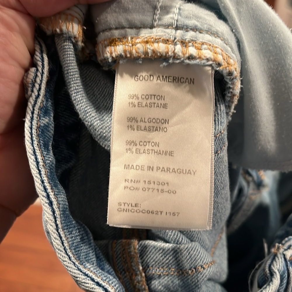 High Rise Distressed Crop Jeans - Picture 7 of 7